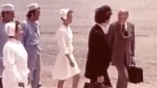 France - La famille Durand à la plage (1975)
